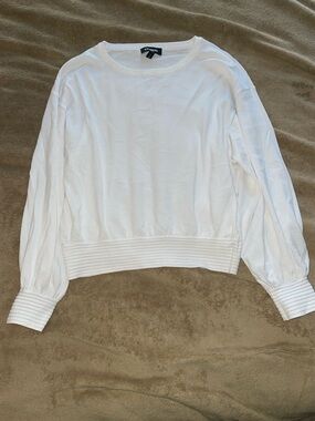 Express White Long Sleeve Crewneck Top